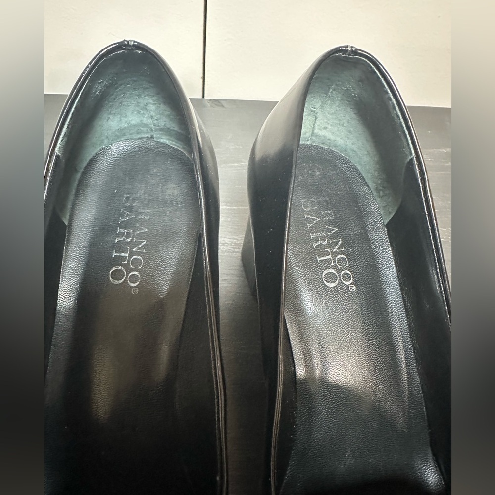Franco Sarto black slip-on penny loafers - Picture 2 of 9